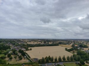 Dol-de-Bretagne et le Mont-Dol : Entre histoire religieuse et légendes bretonnes