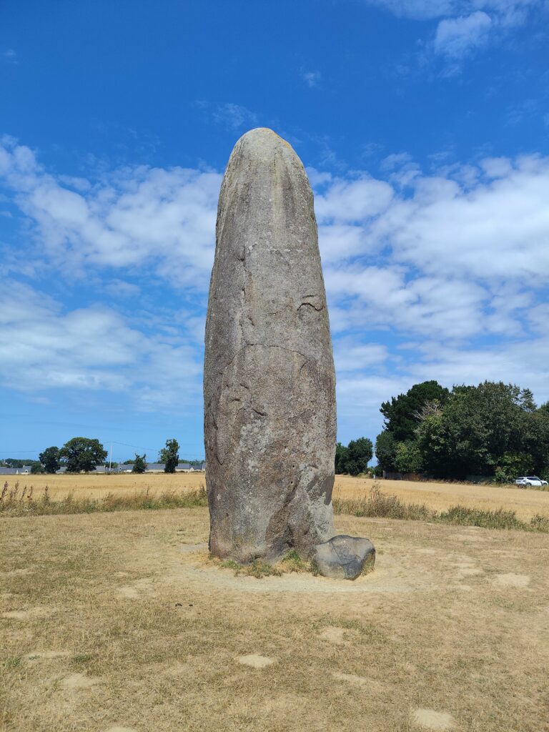 Dol-de-Bretagne et le Mont-Dol : Entre histoire religieuse et légendes bretonnes