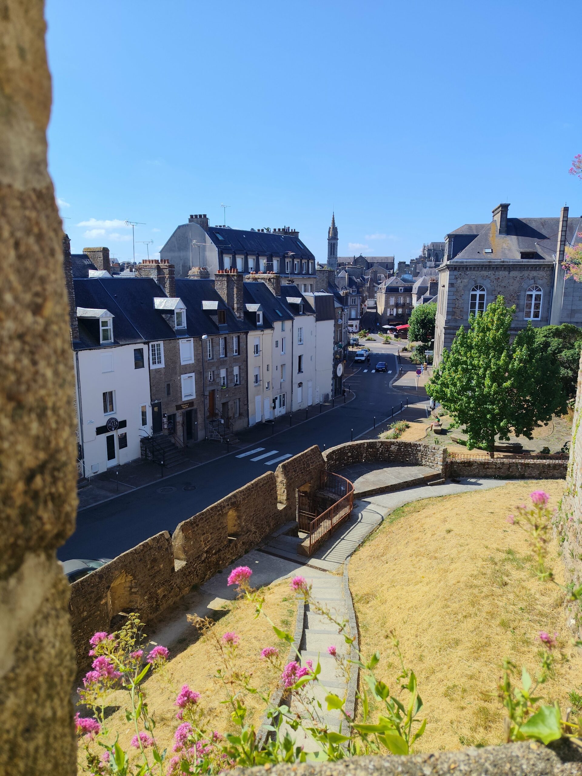 Avranches : Flânerie historique sur les hauteurs de la baie